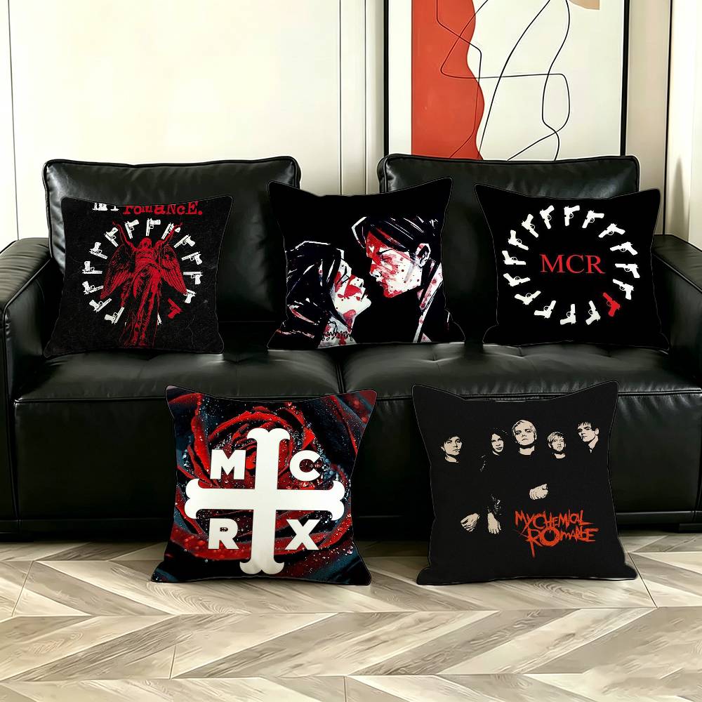 Home Office Romance - My C-Chemical R-Romance MCR Yastık Kılıfı