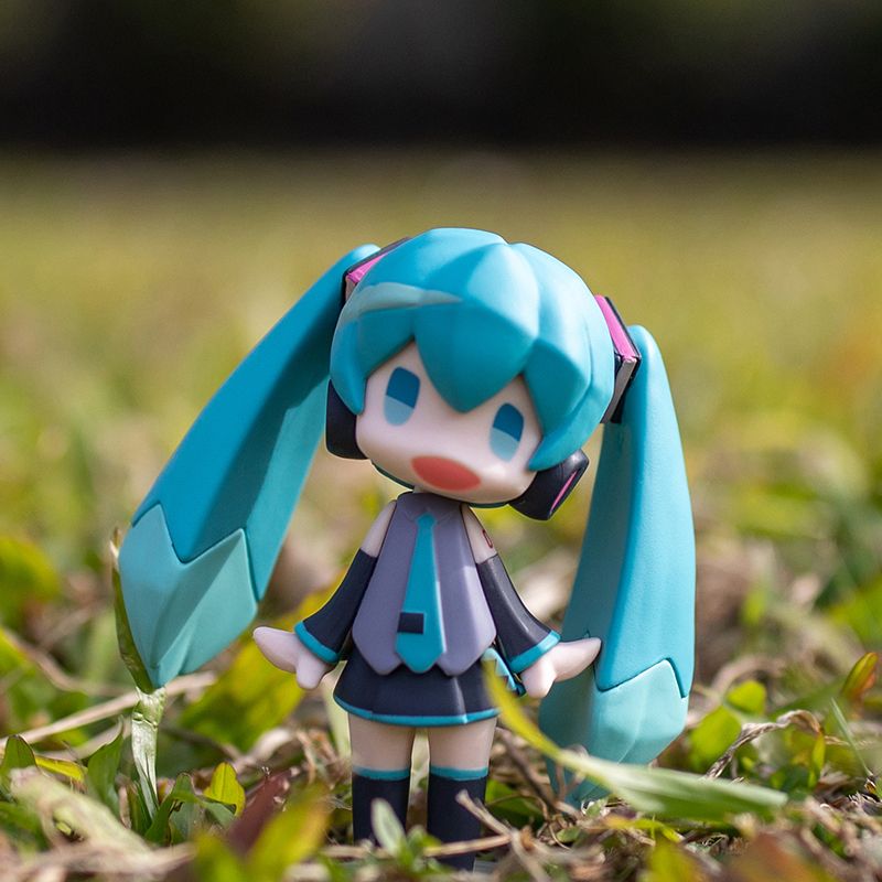 Miku Anime Figürü ve Yapım Blo - Home Office Kit incelemesi ve fiyatı